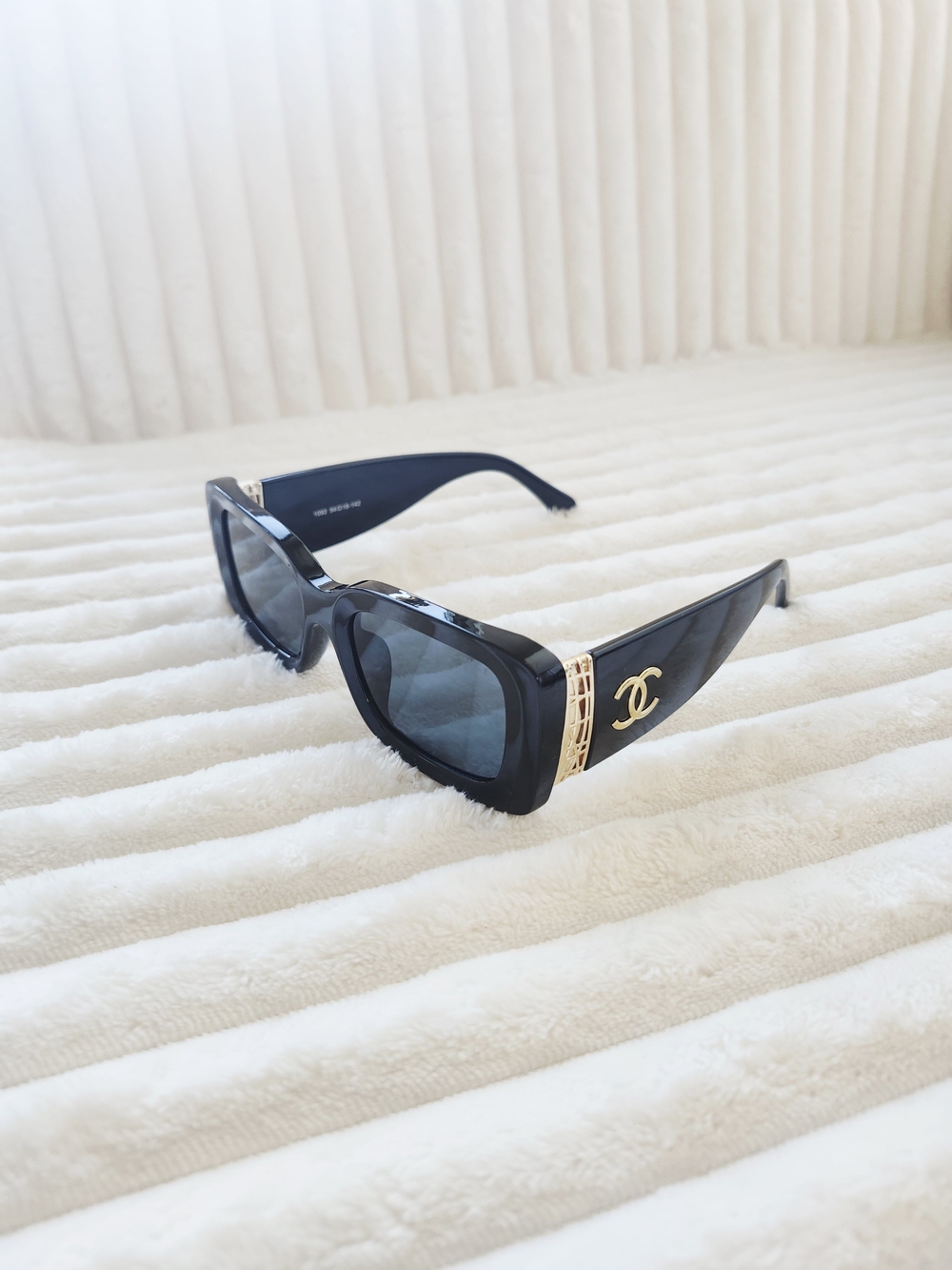 Chanel Black Cat Eye Sunglasses Gold CC Logo Designer Oversized Womens